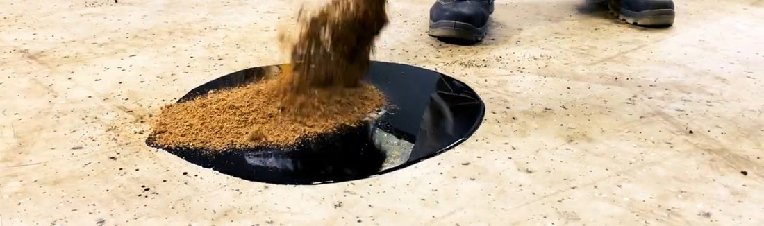 Atölyelerde ve Sanayi Tesislerinde Yağ Sızıntıları Nasıl Temizlenir?